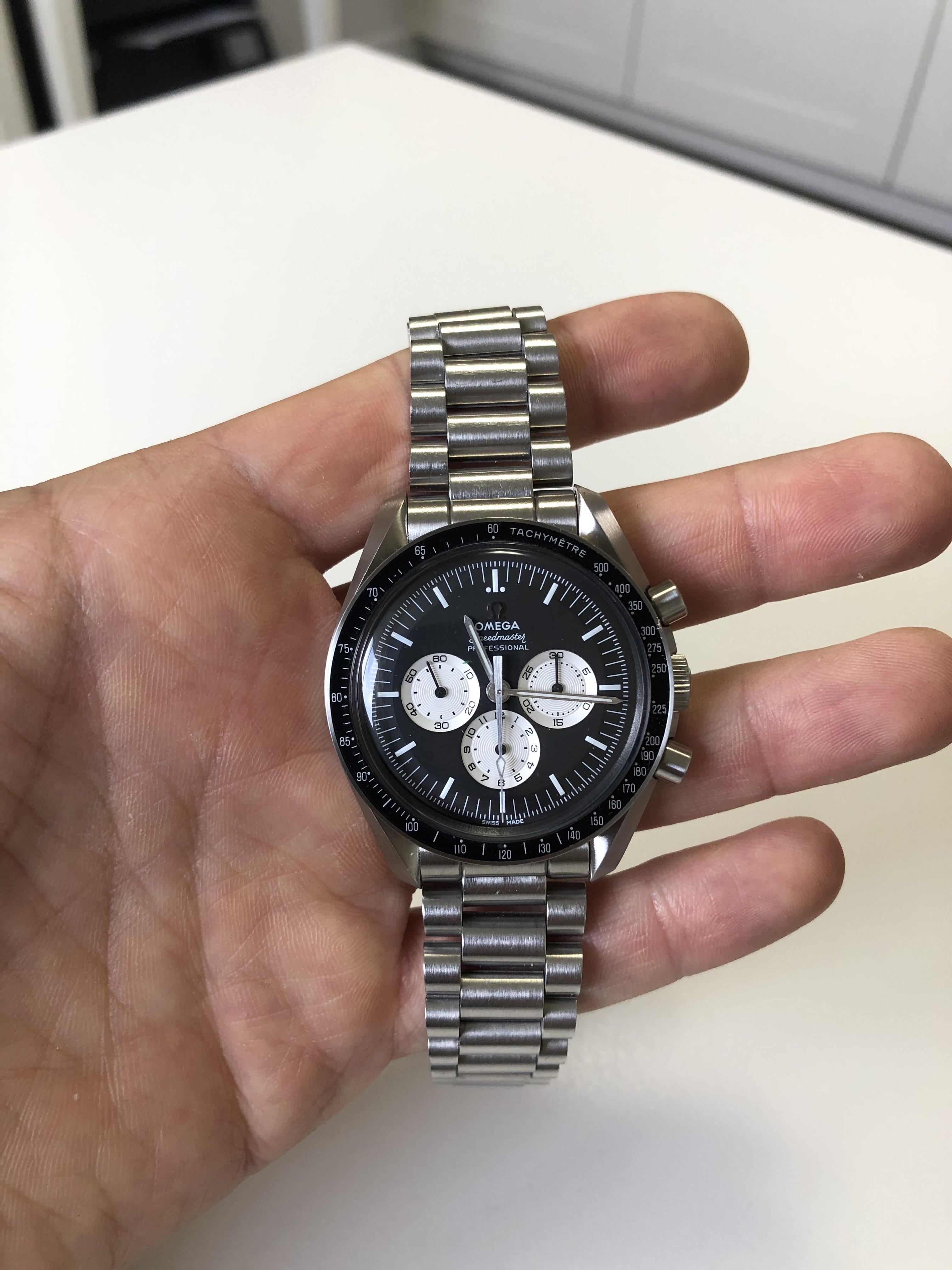 Omega speedy tuesday clearance 1