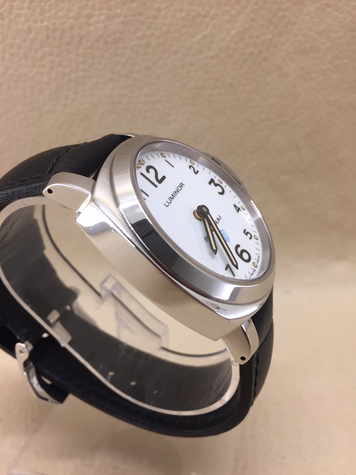 FS Panerai Pam 630 2 months old 3 725 OBO Omega Forums