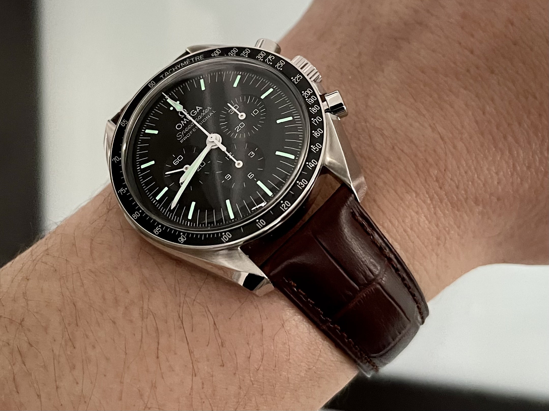 Omega speedmaster leather outlet deployment strap