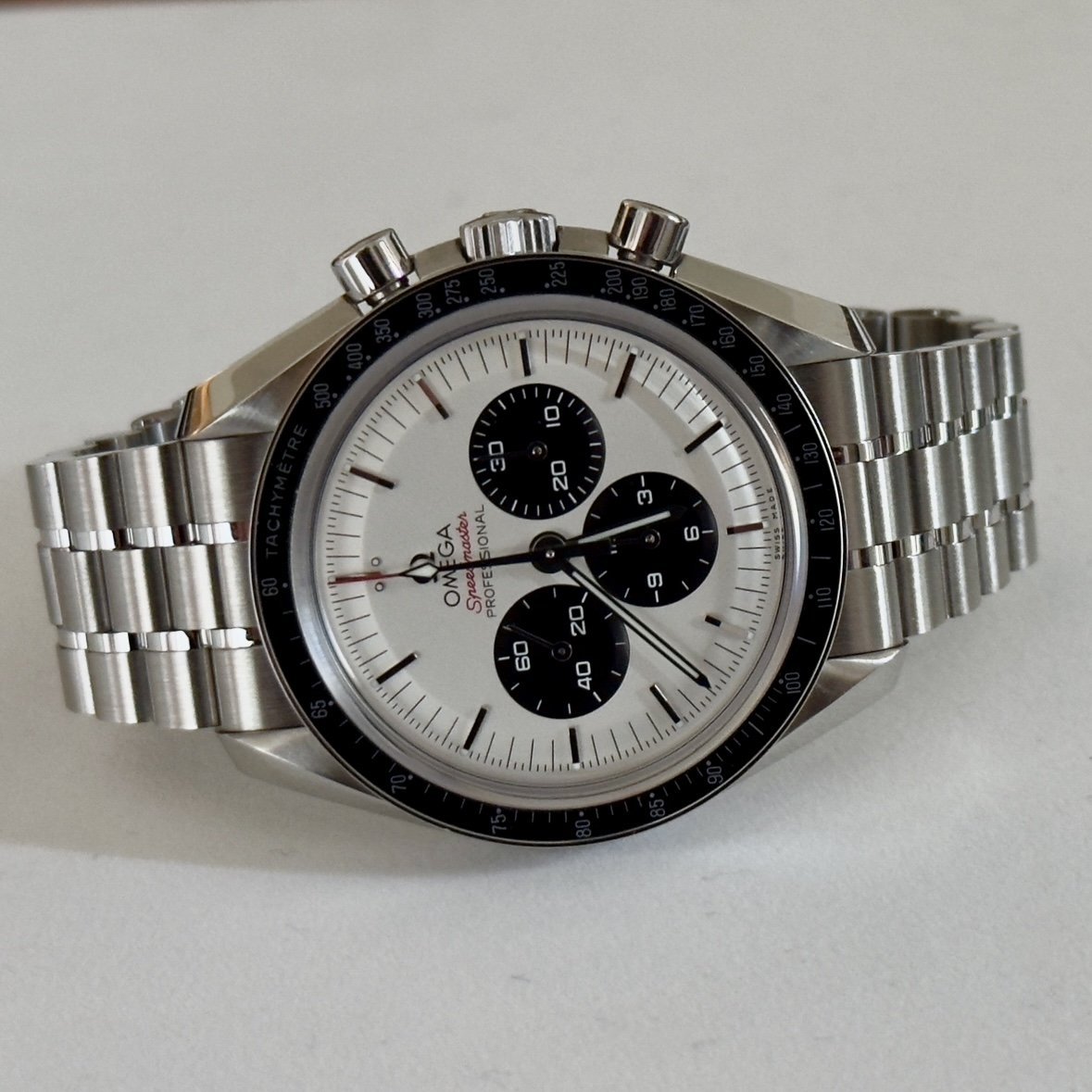 New bracelet on Speedmaster Tokyo Panda | Omega Forums