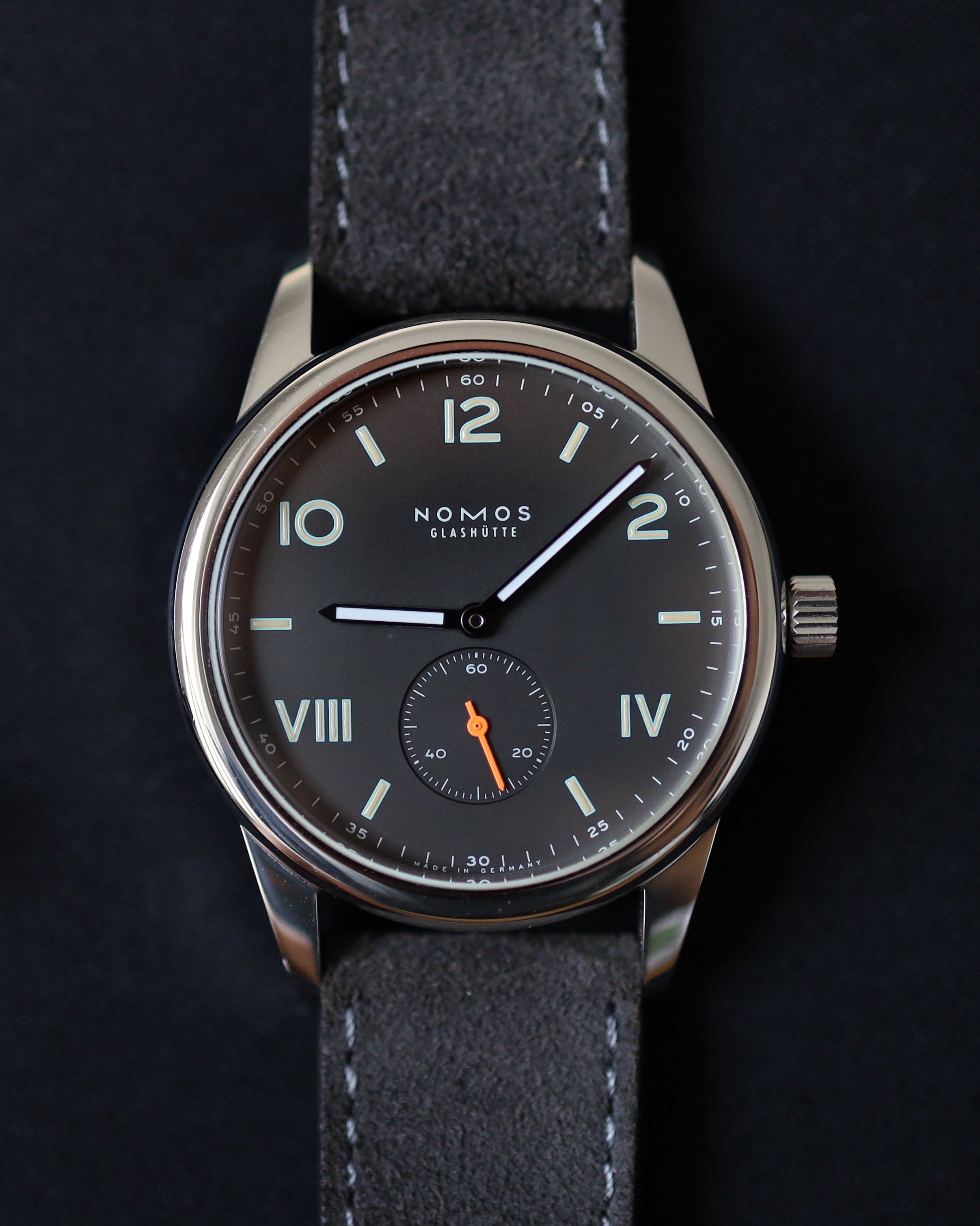 Nomos club 736 best sale