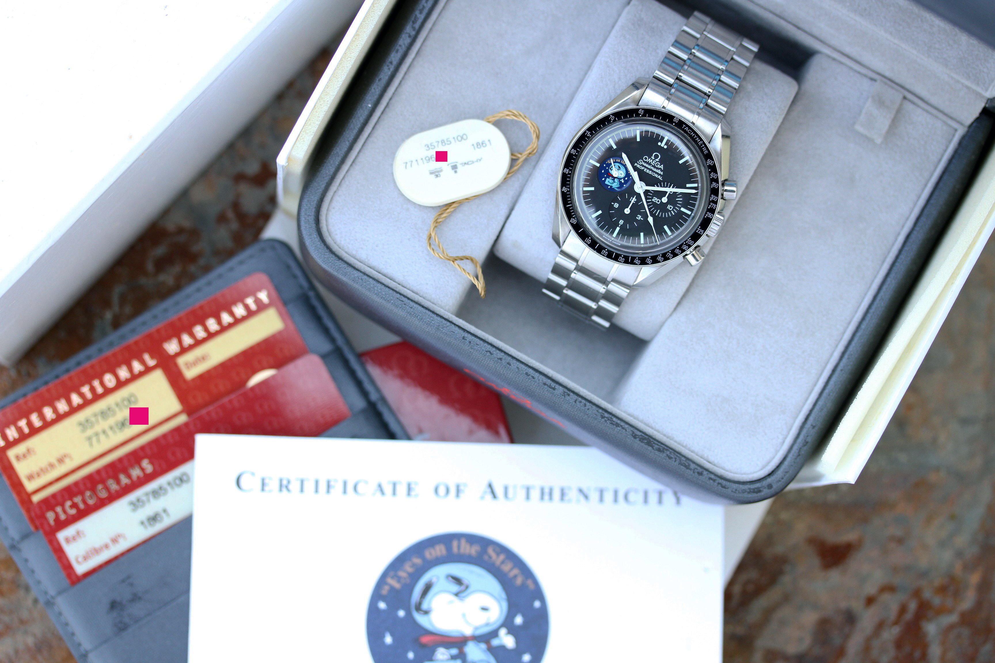 Omega Speedmaster Professional Snoopy MoonWatch 3578.51.00 Box Card