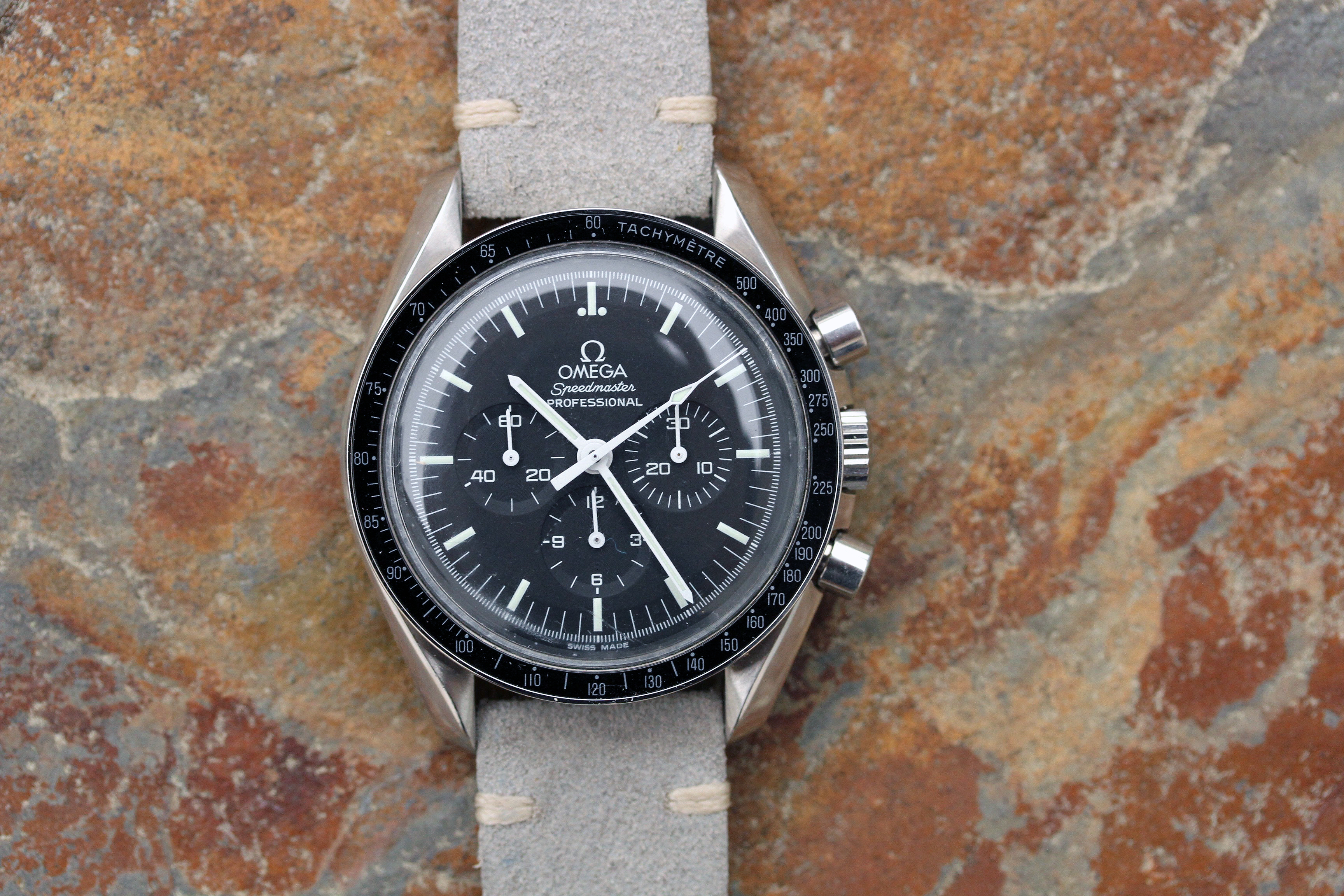 Speedmaster on sale grey strap