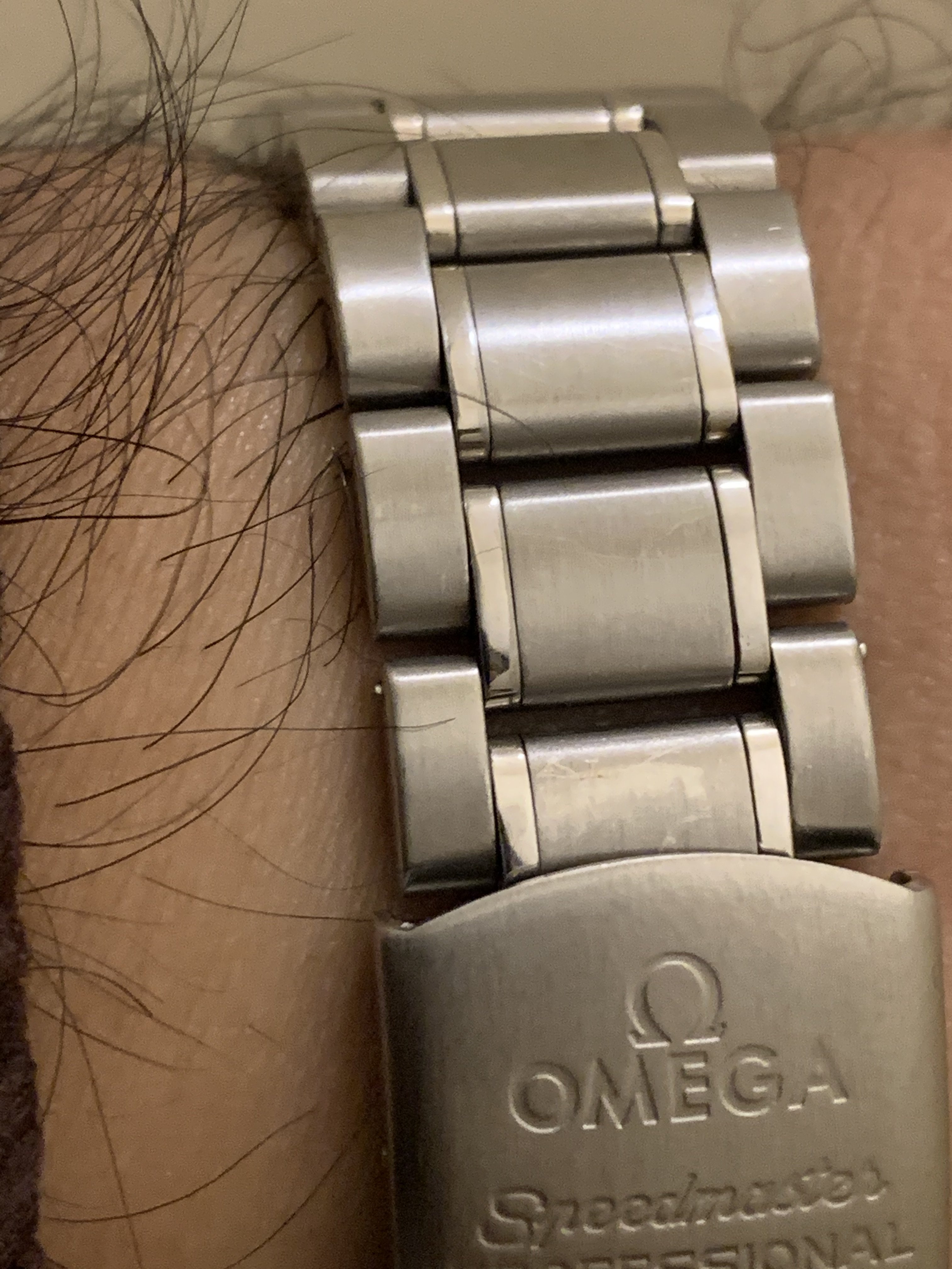 Omega watch online pins