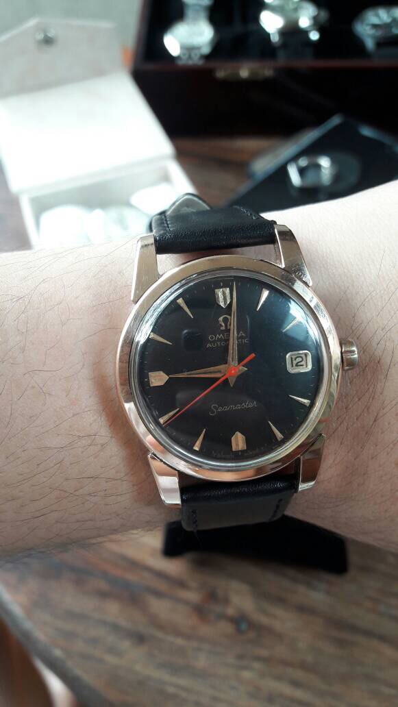Omega seamaster Cal.503 with red second 