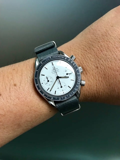 Omega speedmaster best sale reduced albino