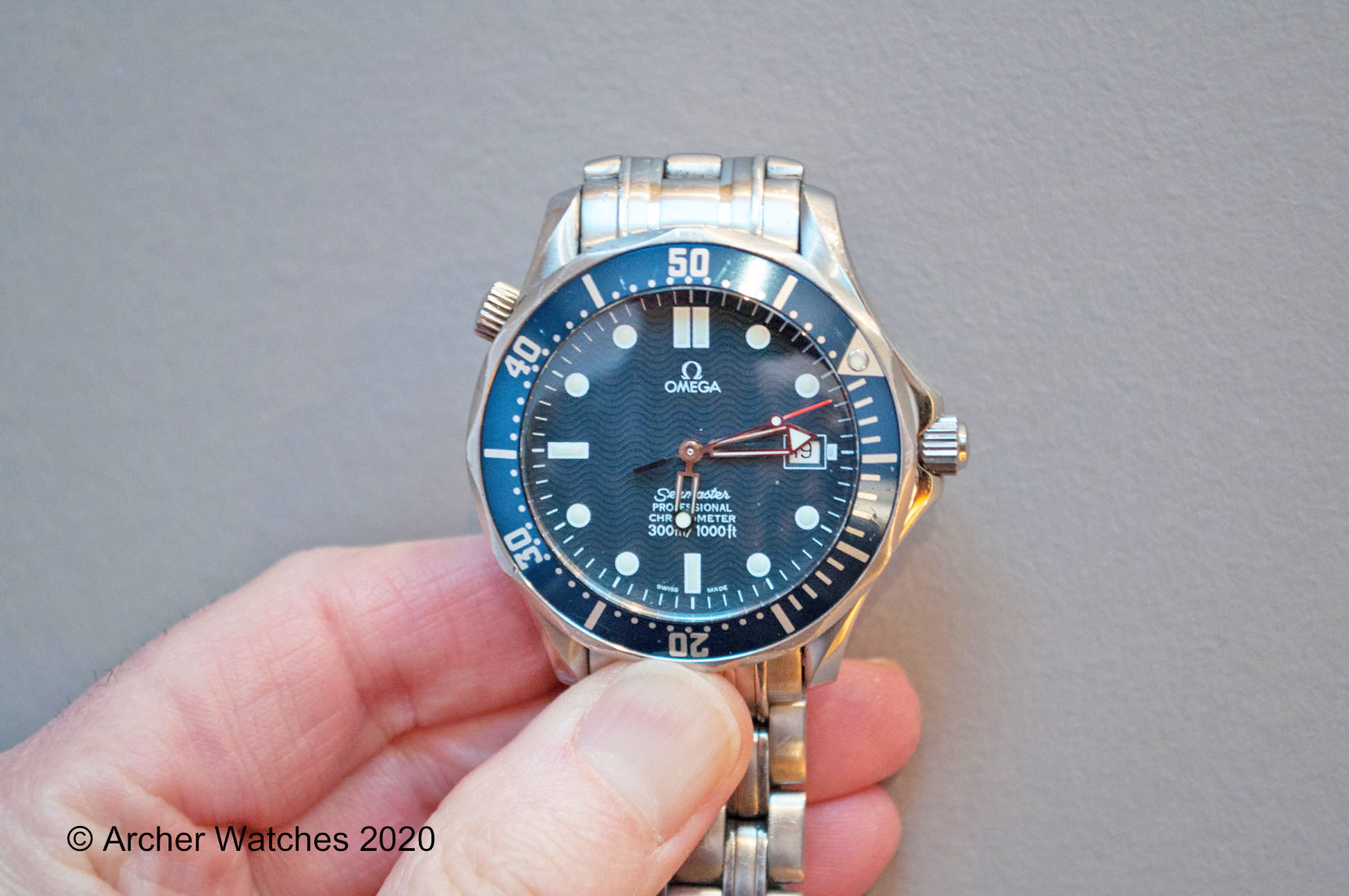 Omega on sale seamaster 25318000