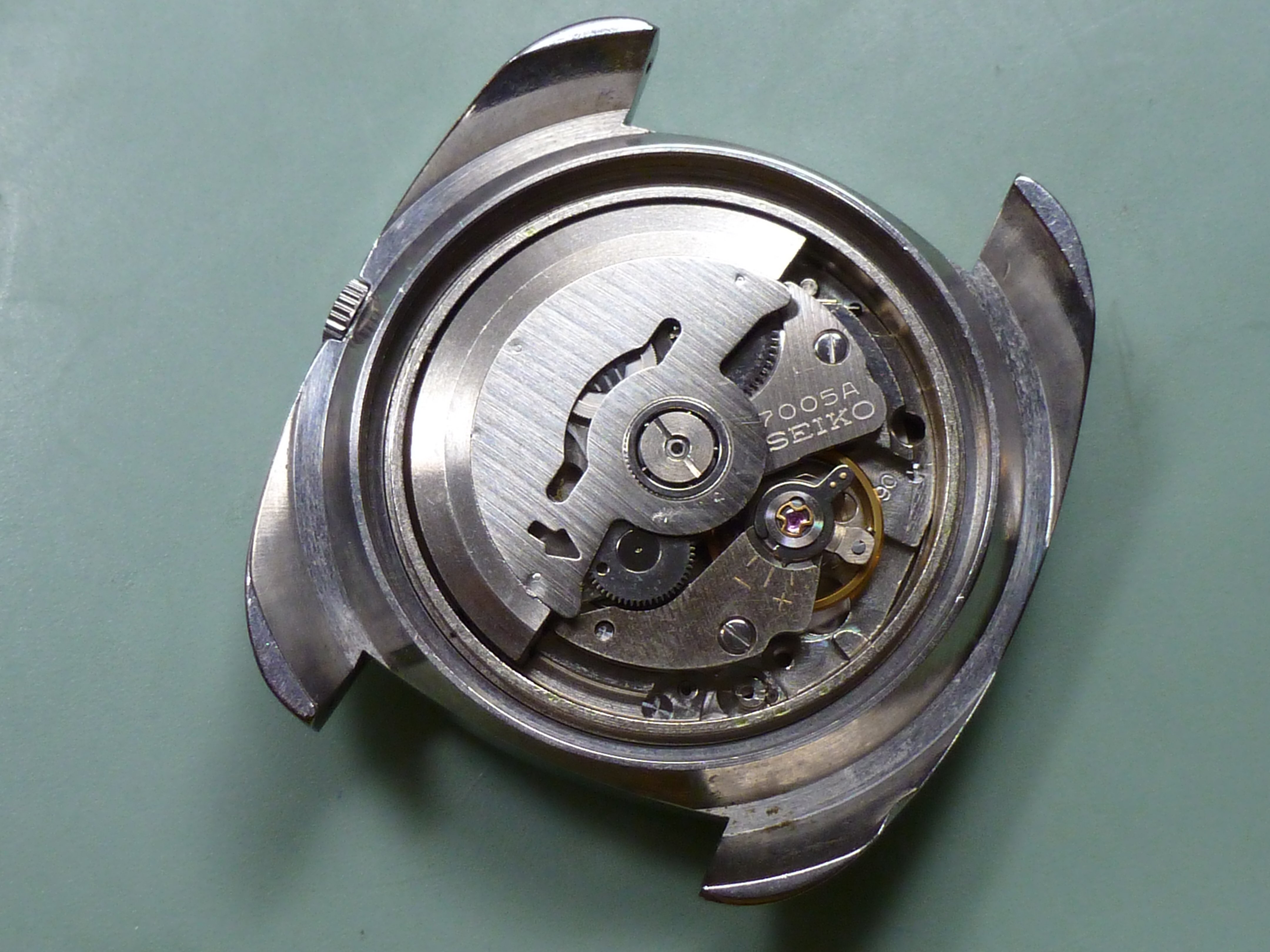 Seiko 7005a hotsell movement