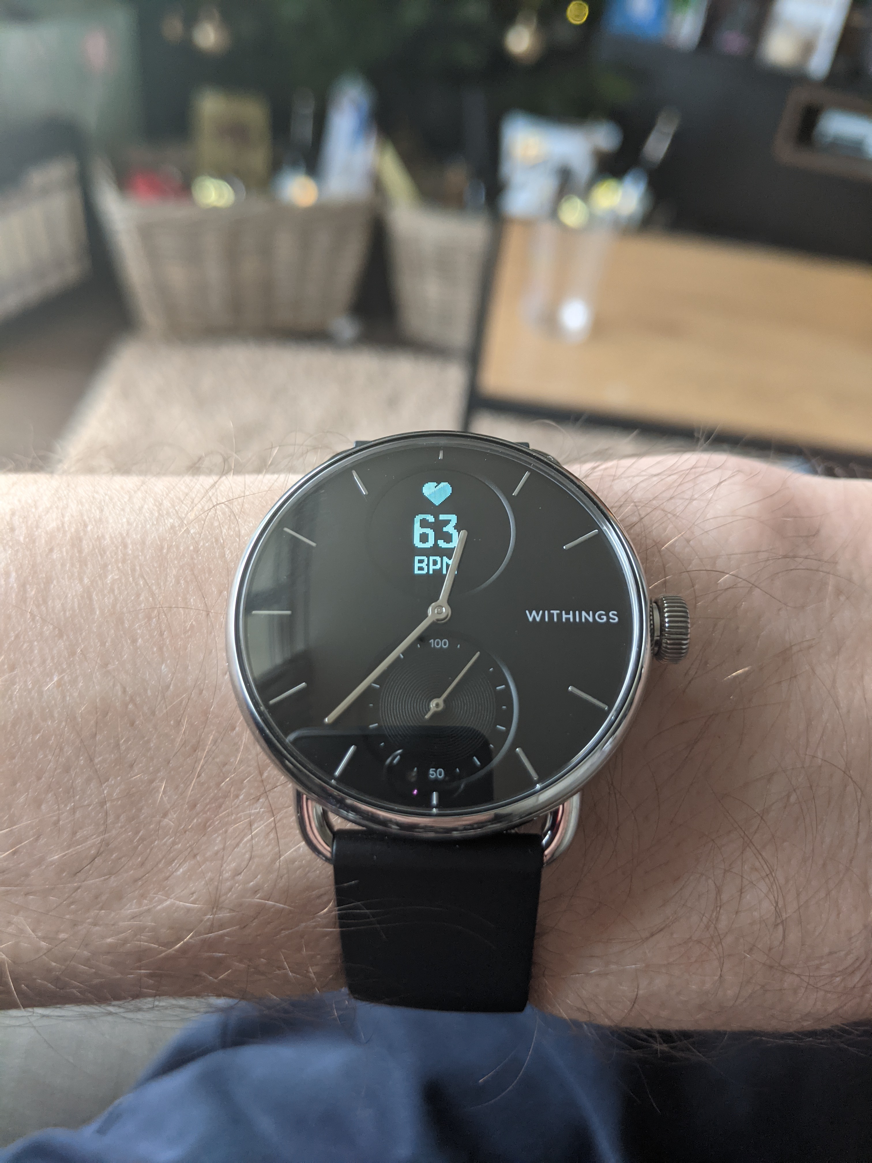 Omega store connected watch