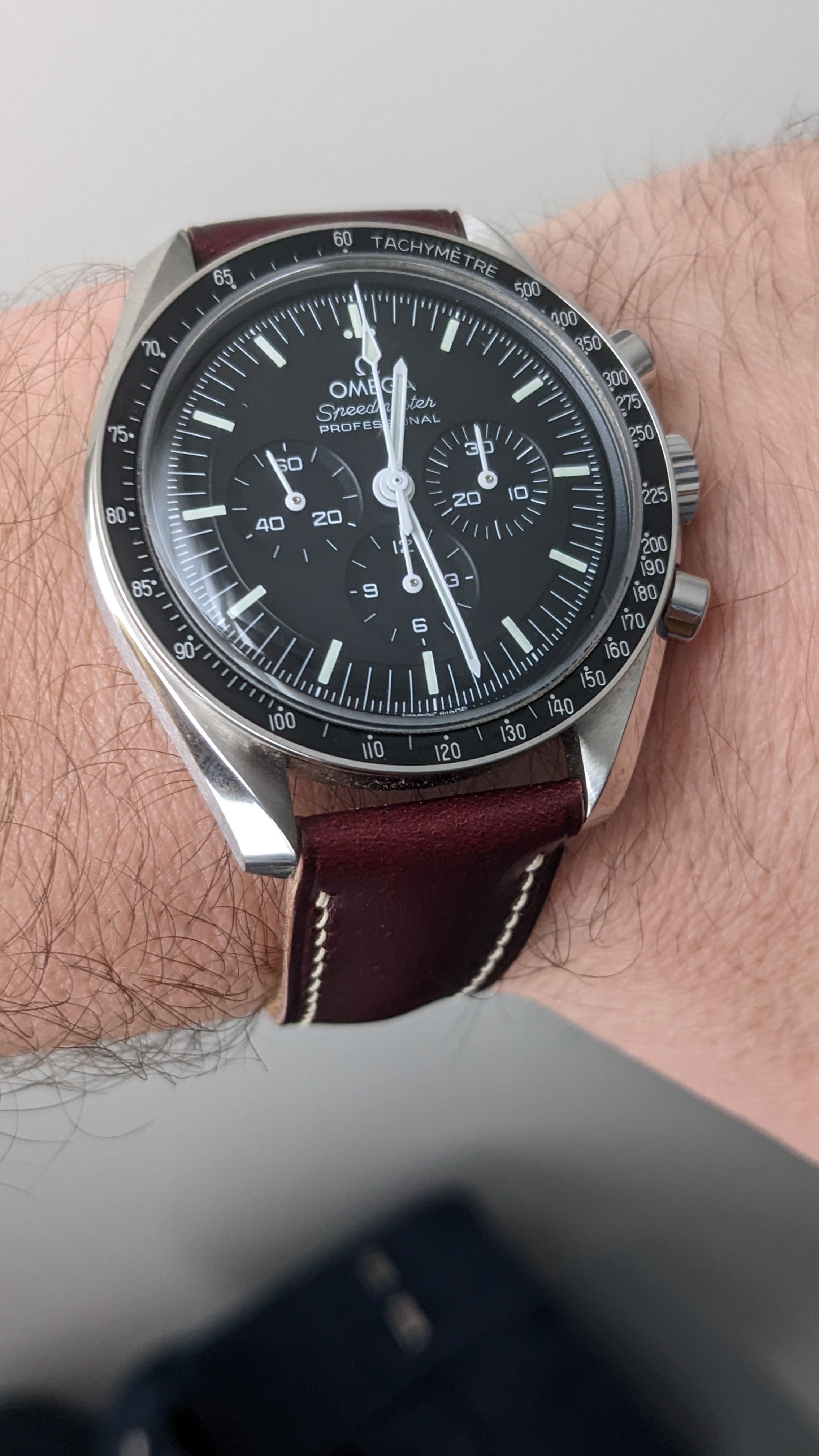 Speedmaster professional leather online strap