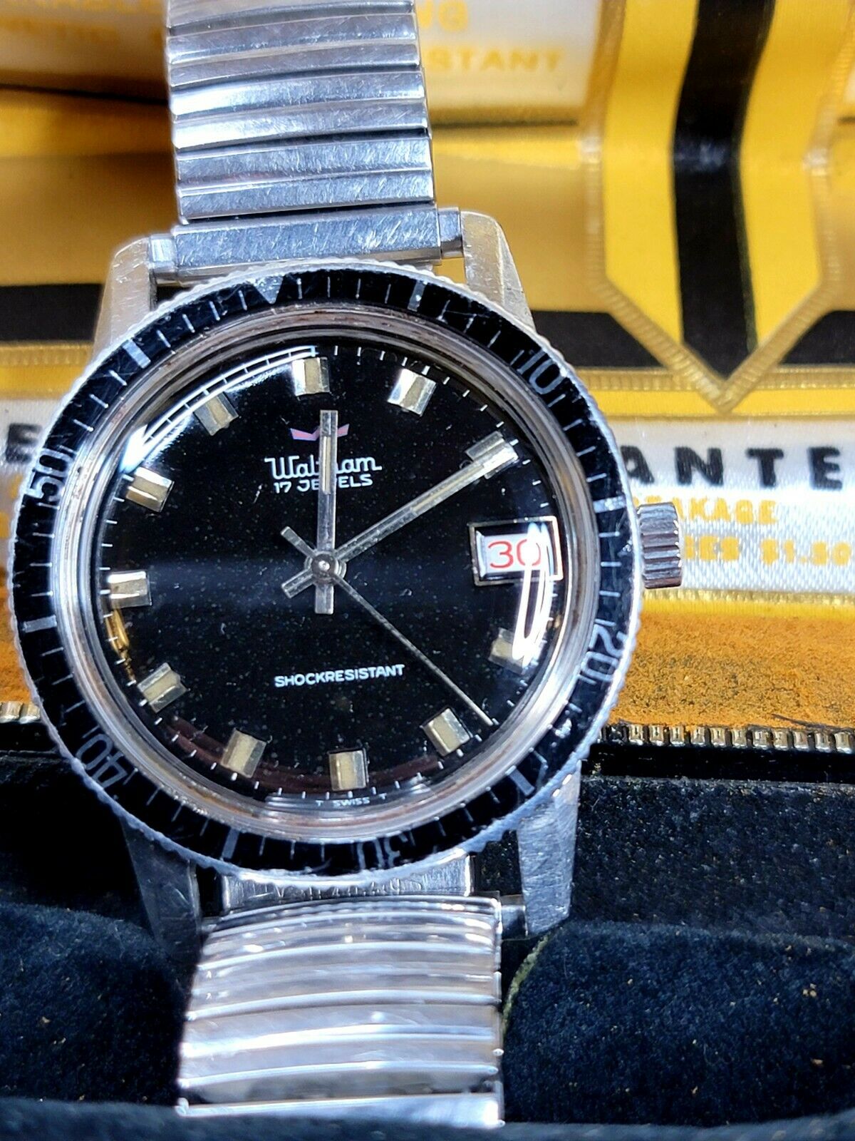 Waltham on sale diver watch