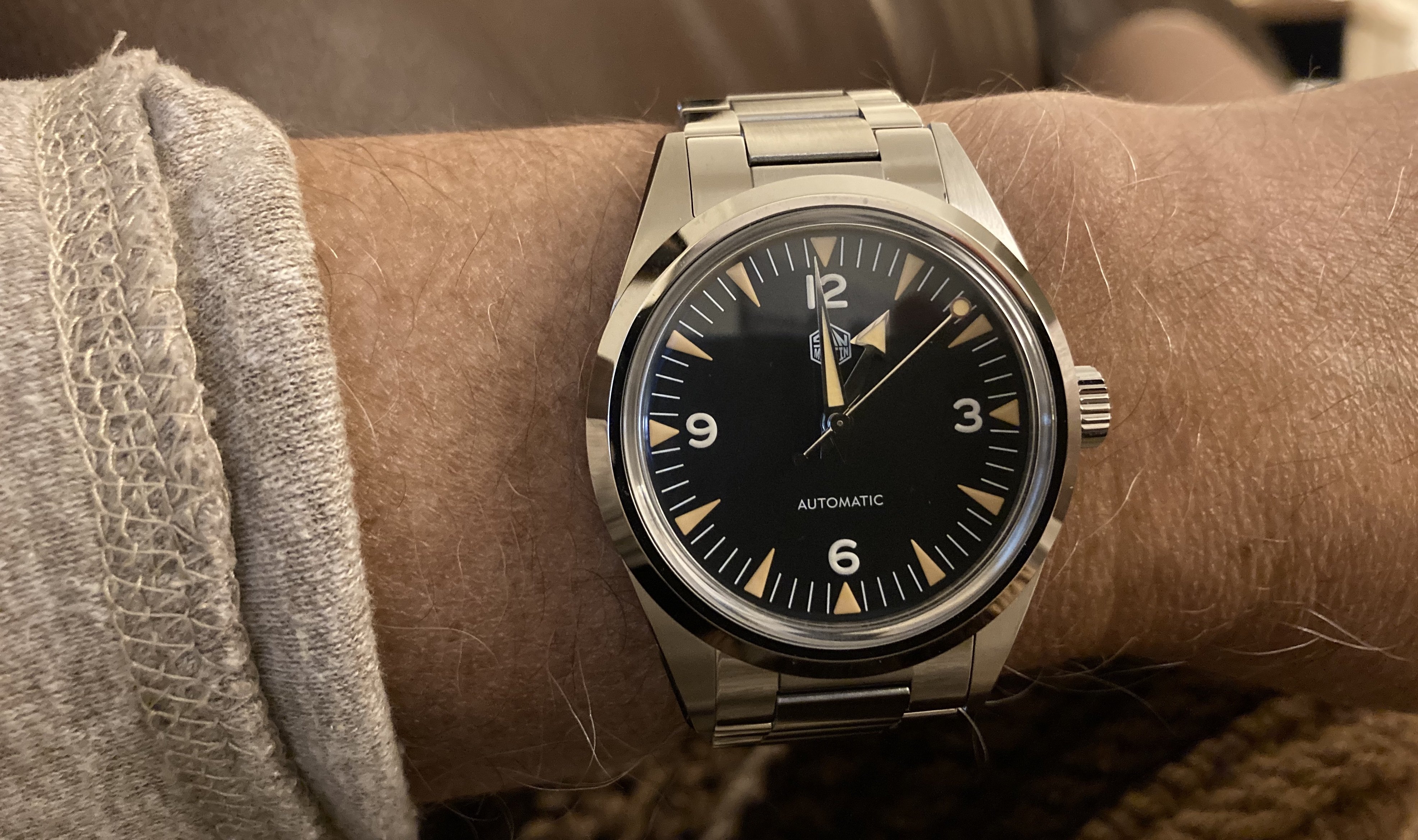 Omega hotsell railmaster homage