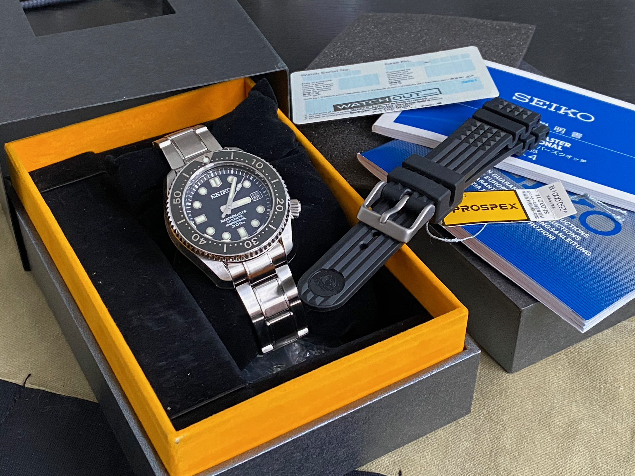 Seiko on sale mm300 sbdx001