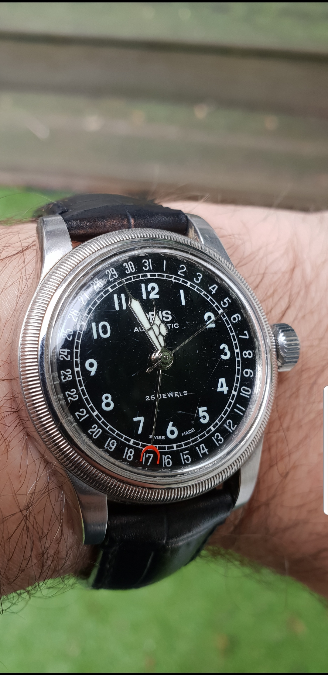 Can anyone identify this exact Oris And tell me details