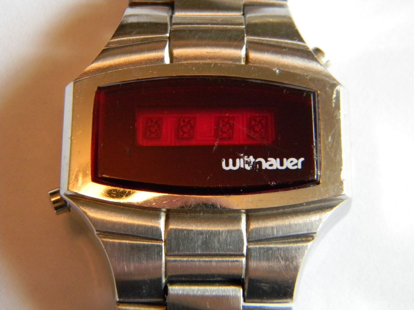 Wittnauer led outlet watch