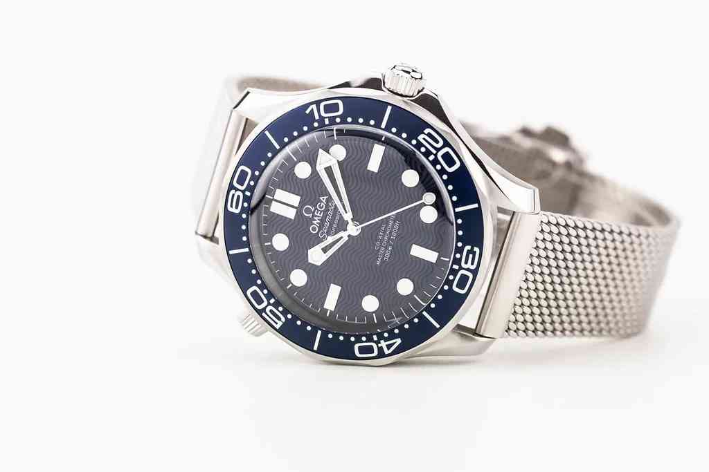 Omega Seamaster 300M - James Bond 60th Anniversary - 007 ( new / 2025 )