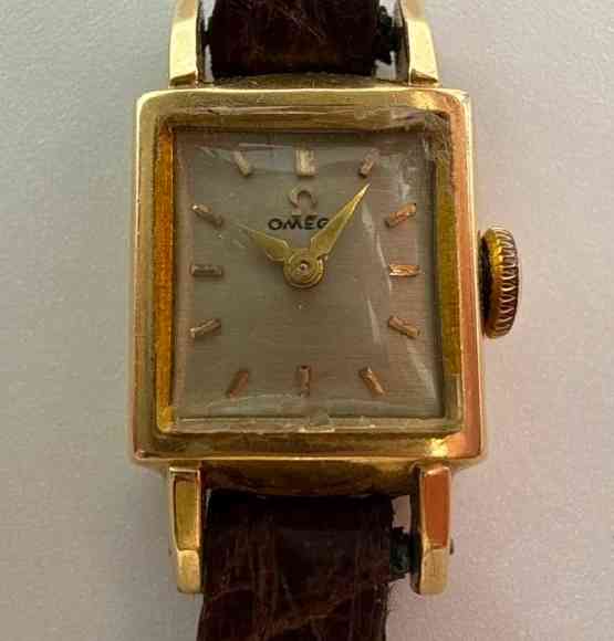 Looking to replace the crystal on this watch as a gift for a friend.