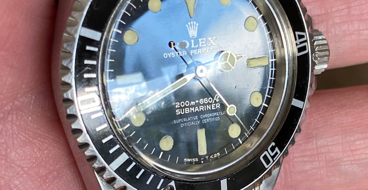 They said the dial was relumed and I bid anyway: a gilt 5512 arrives ...