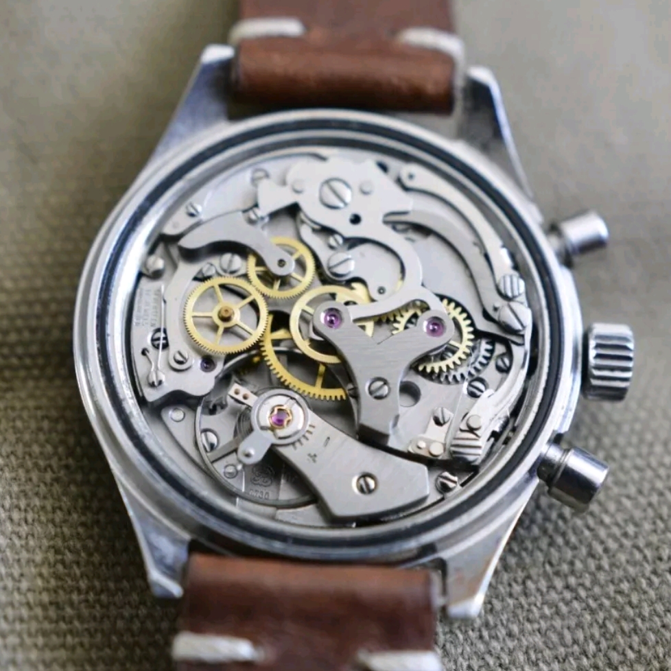 Electramovement.jpg Electramovement.jpg