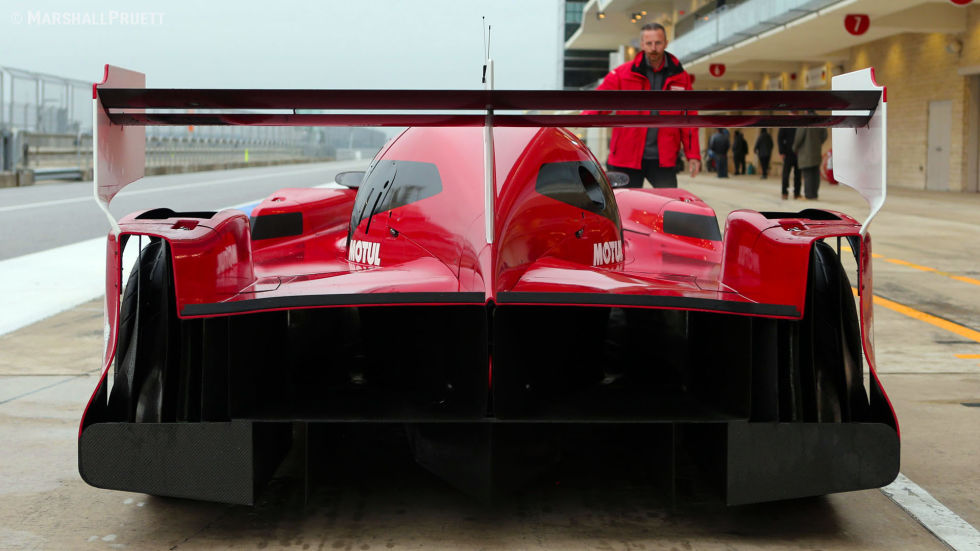 nissan-gt-r-lm-nismo-lmp1-by-marshall-pruett-11.jpg