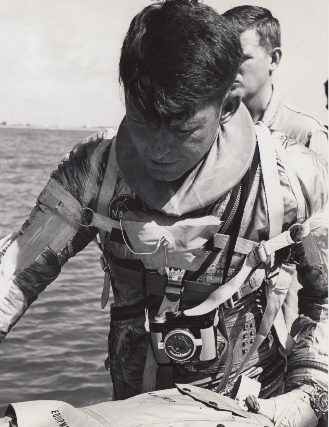 1962_2998.jpg