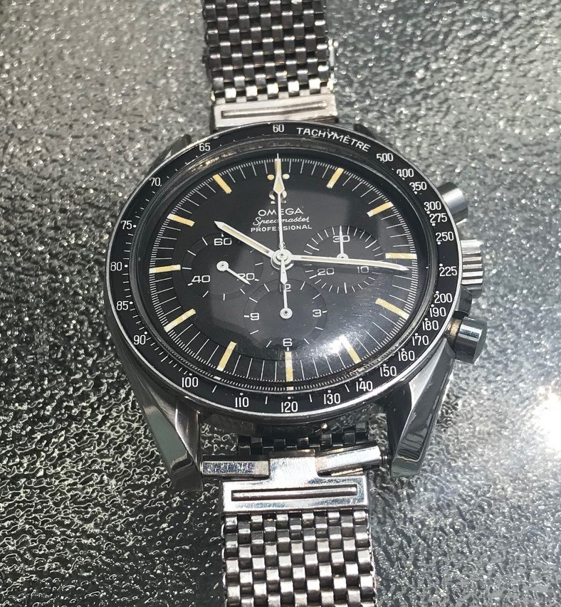 speedmaster 105012-66CB dial 1.jpg