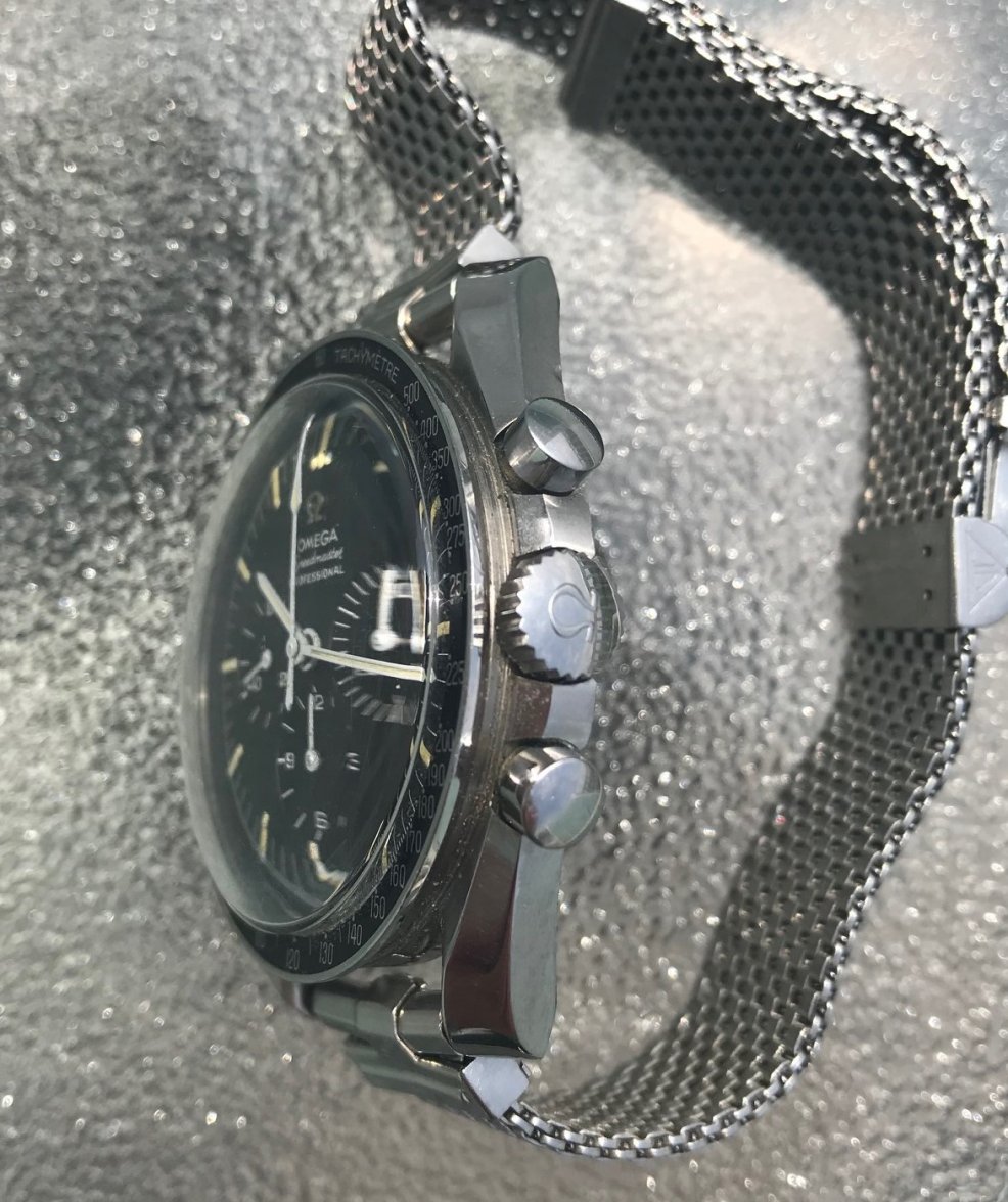 speedmaster 105012-66CB crown.jpg