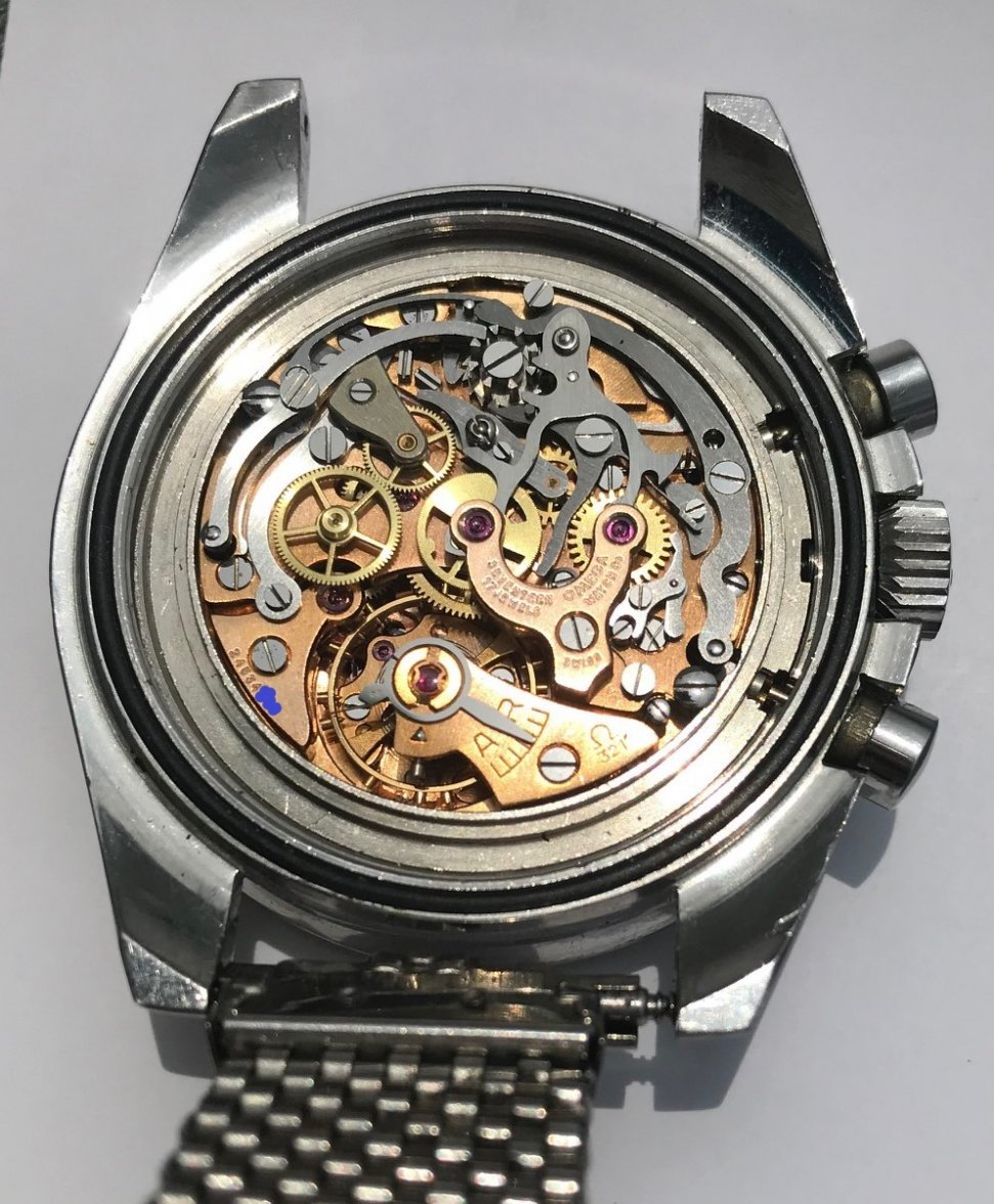 speedmaster 105012-66CB Mvt 2.jpg