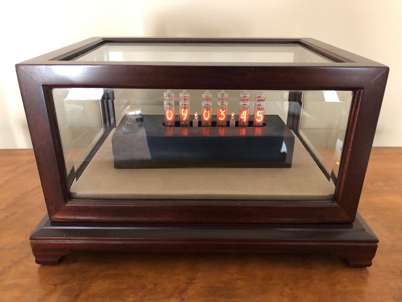 IMG_3669.-nixie-tube-clock.jpg