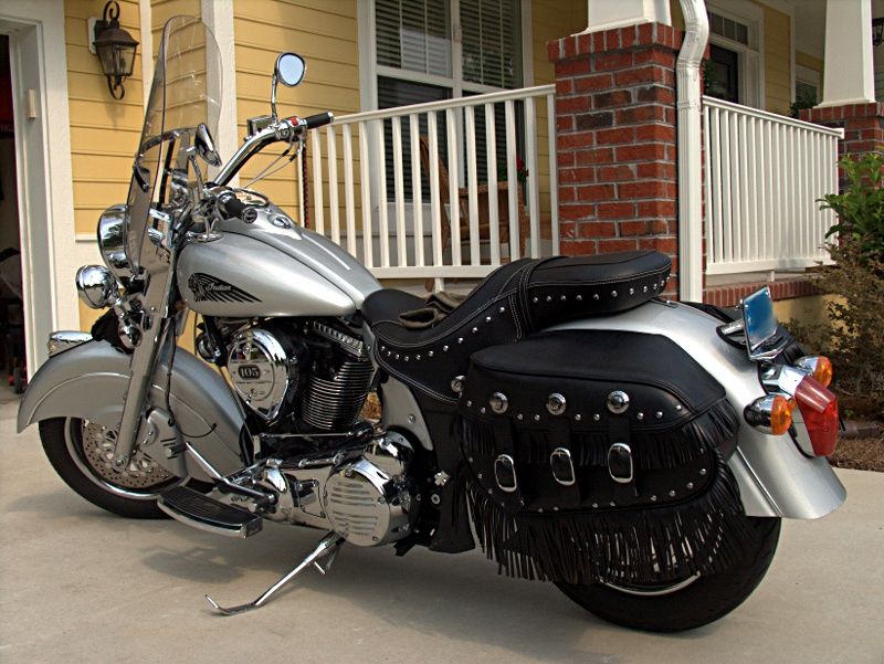 2009IndianChief saddlebags.jpg