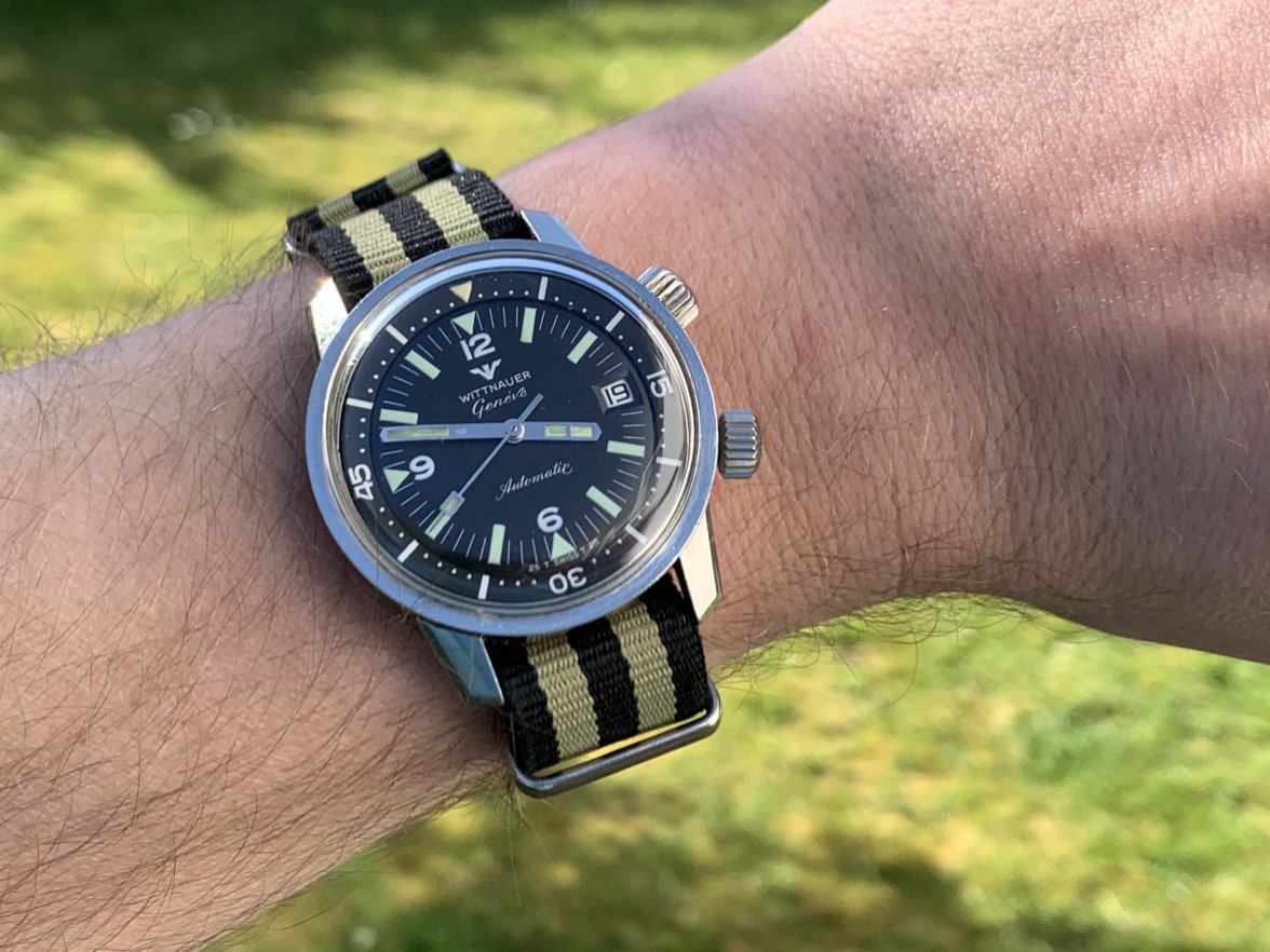 wittnauer diver watch