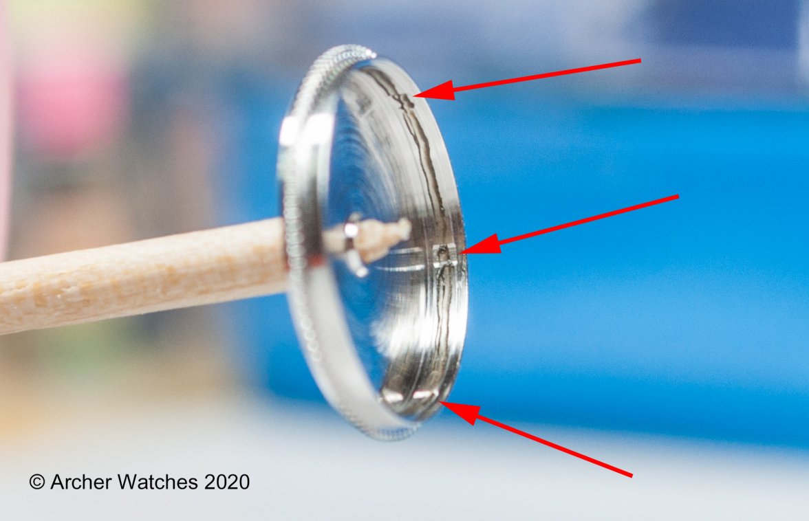 Mainspring barrel notches.jpg