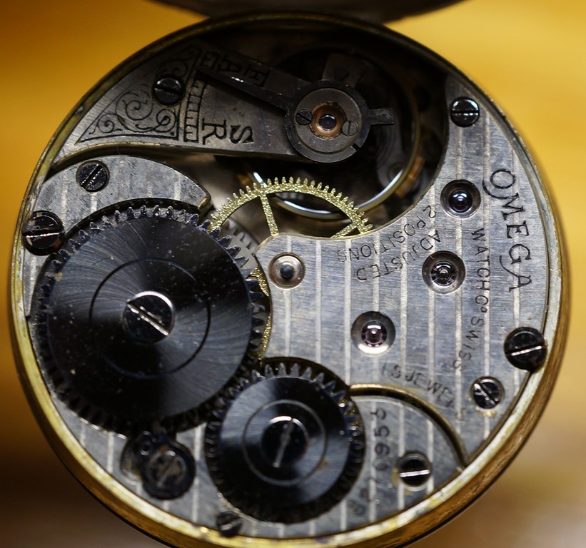 Omega Watch Co Swiss (Copy).JPG