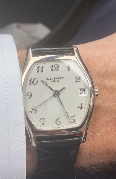 patek_6141026.jpg