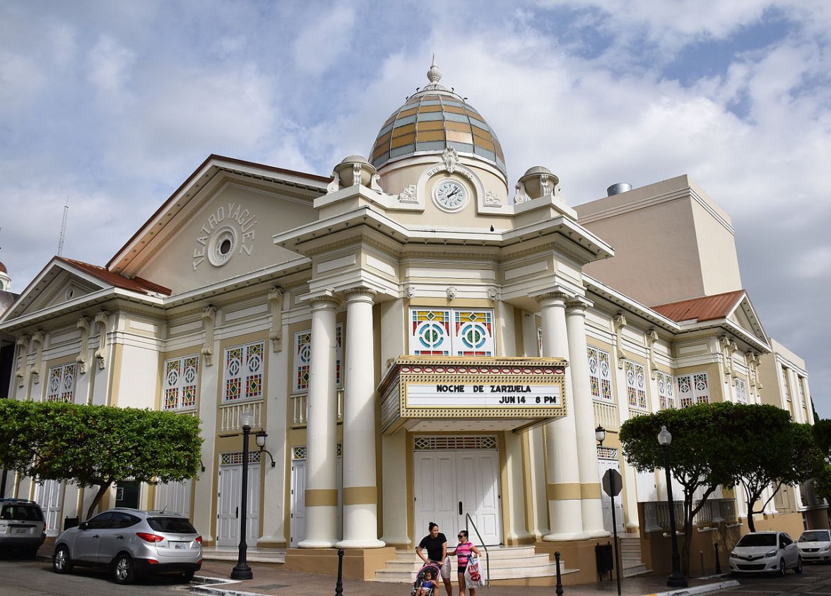 Teatro_Yagüez_-_Mayagüez_Puerto_Rico.jpg