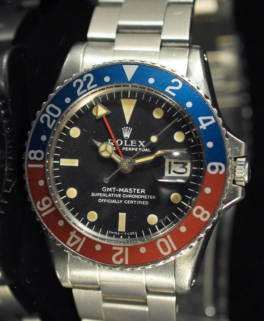 1675 insert romainrea superman.JPG