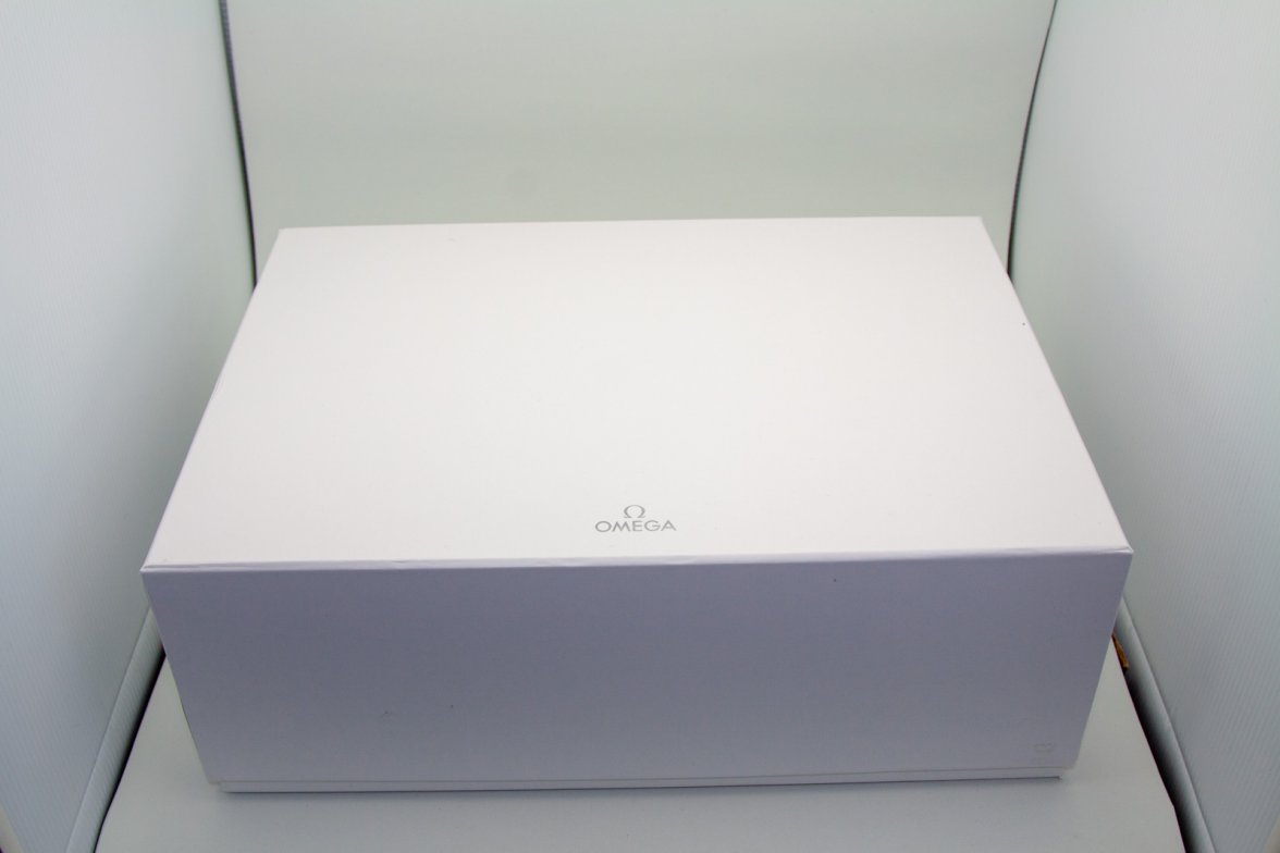 Omega Speedmaster Apollo 11 50th (1 of 14).jpg