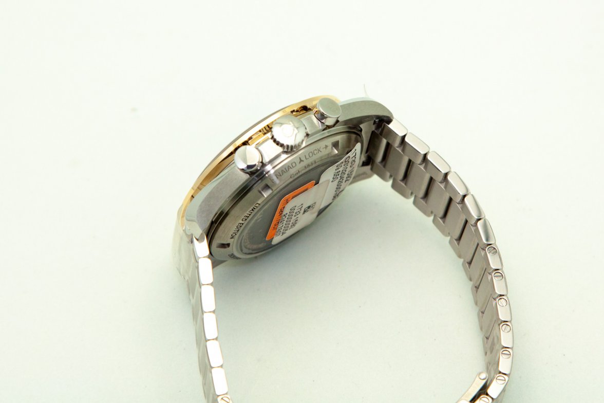 Omega Speedmaster Apollo 11 50th (12 of 14).jpg