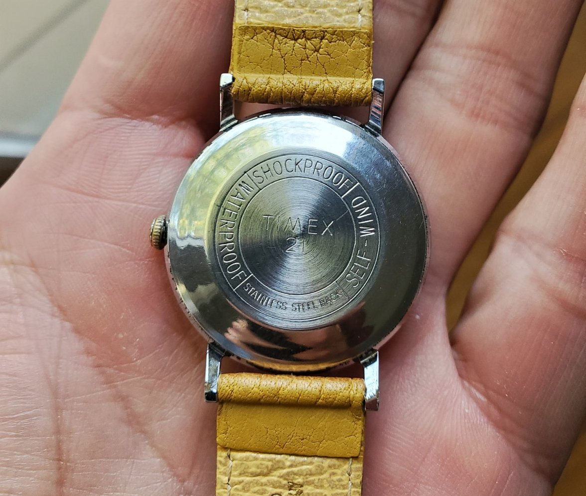 Timex 21 back 20200705_065746.jpg
