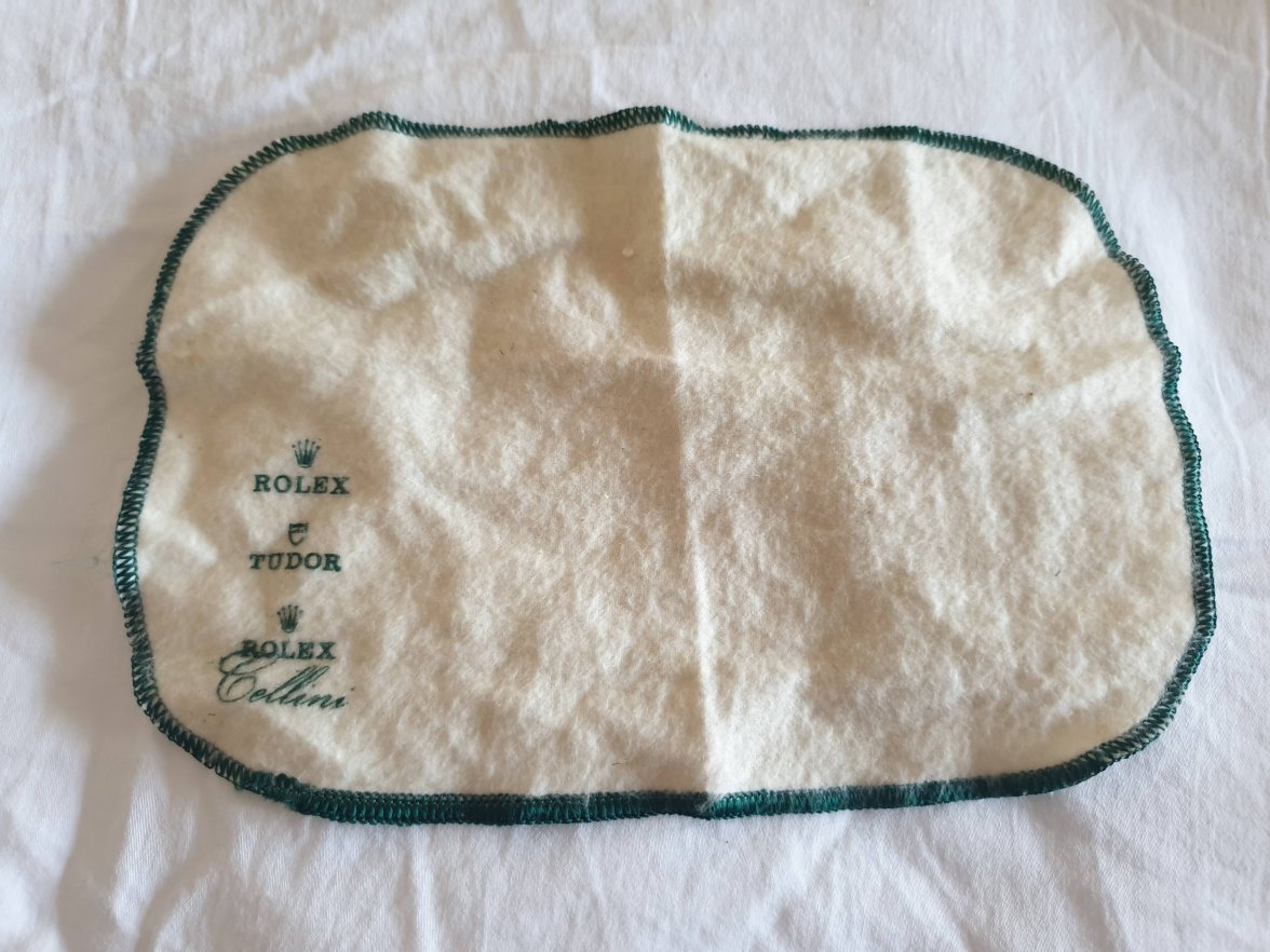 6239_cloth.jpg 6239_cloth.jpg