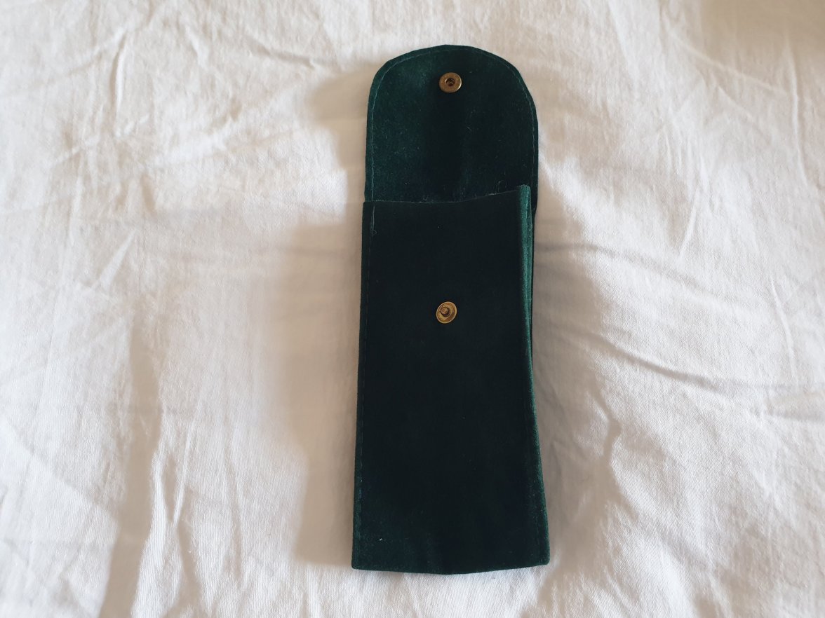 6239_service bag.jpg 6239_service bag.jpg