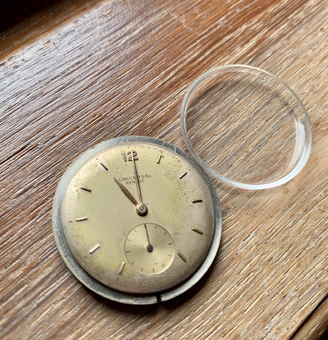 FS Universal Genève 262 movement complete with dial and hands Omega