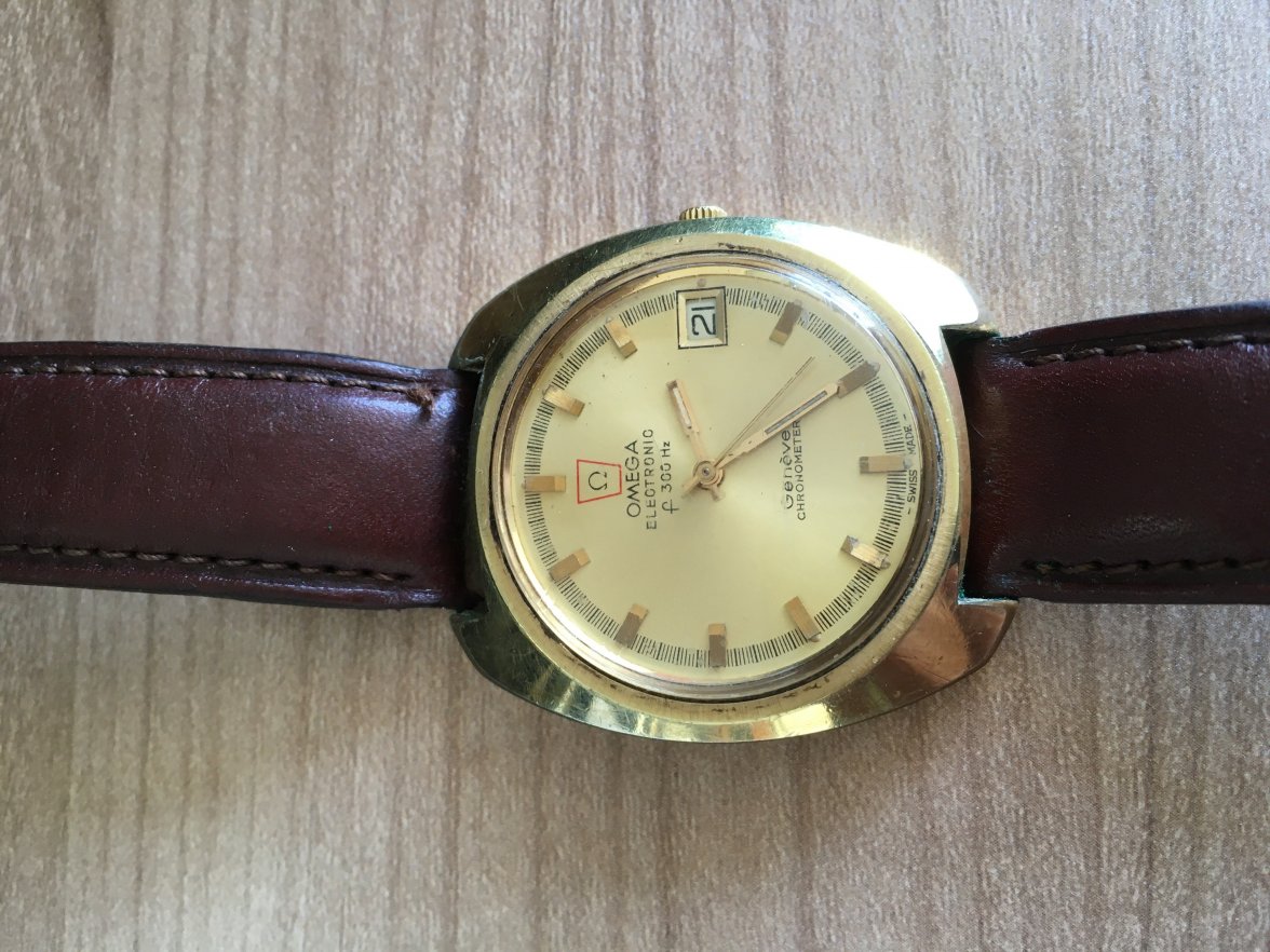 Grandpas watch - front.jpg