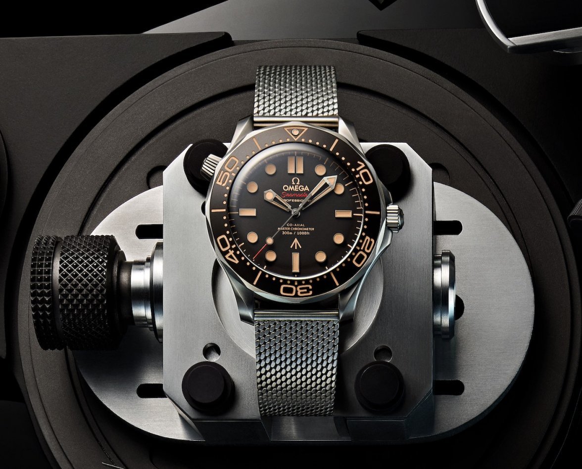 Omega-Seamaster-Diver-007-No-Time-To-Die-1.jpg