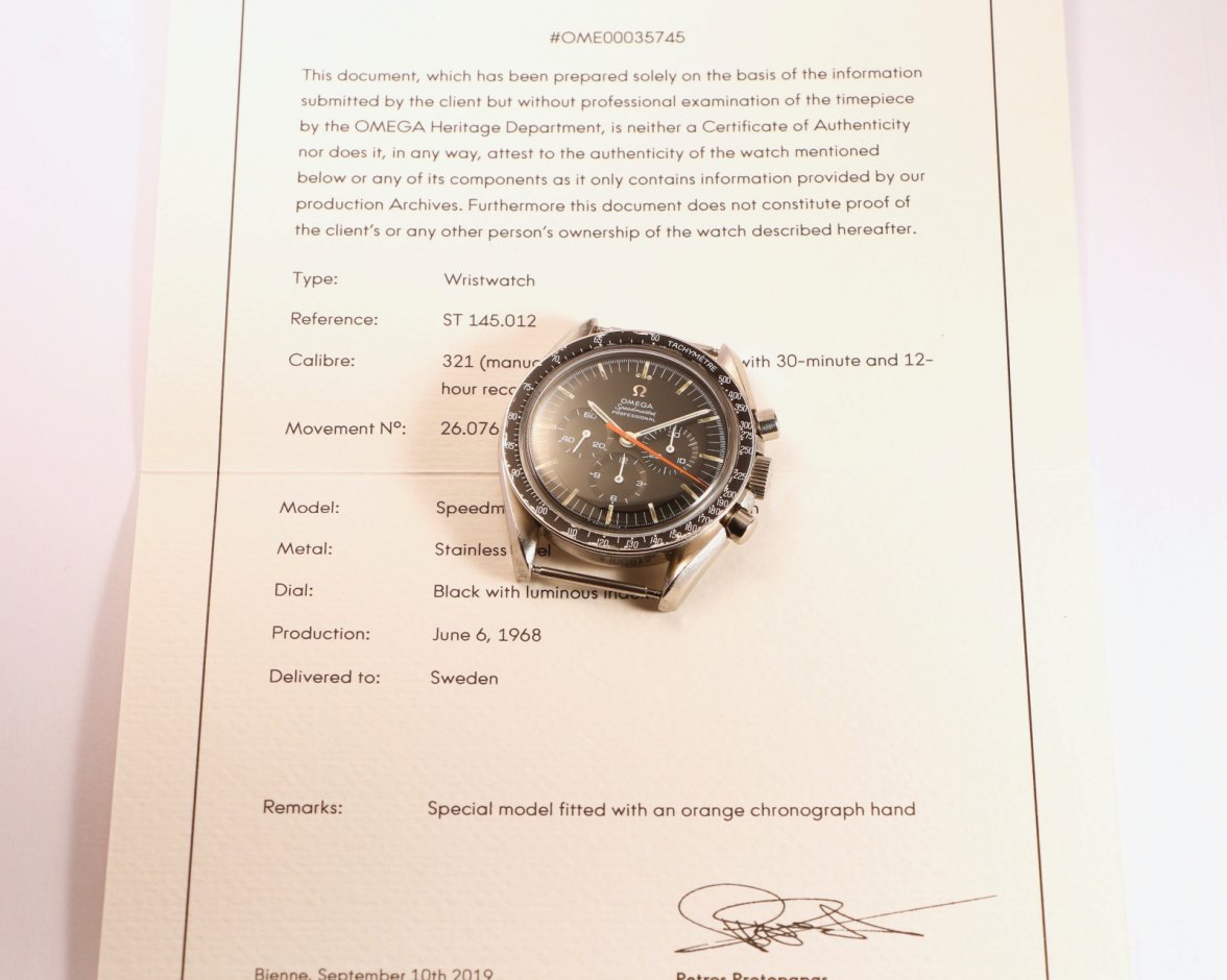 Omega-speedmaster-145.012-ultraman-1.jpg