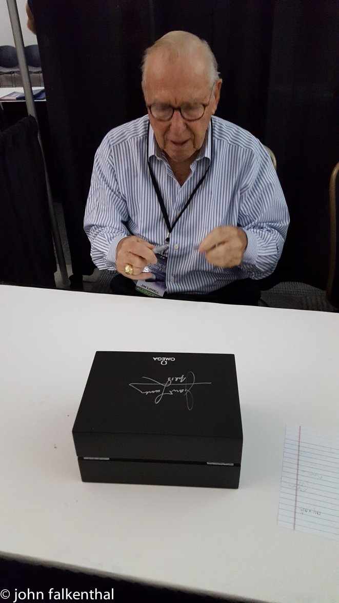 SpeedmasterSnoopy-19.jpg SpeedmasterSnoopy-19.jpg