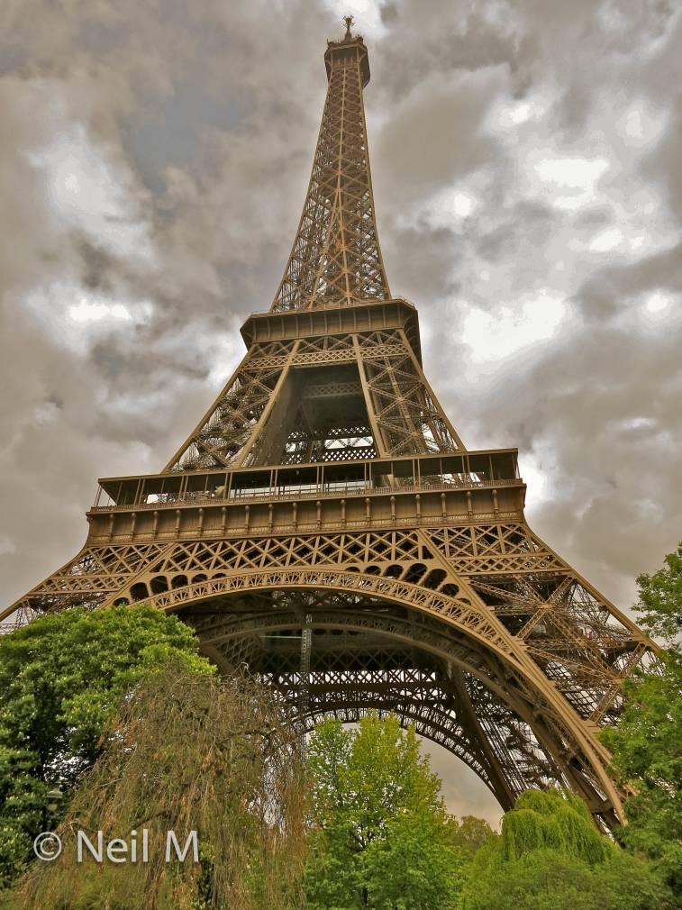 EiffelTower_.jpg