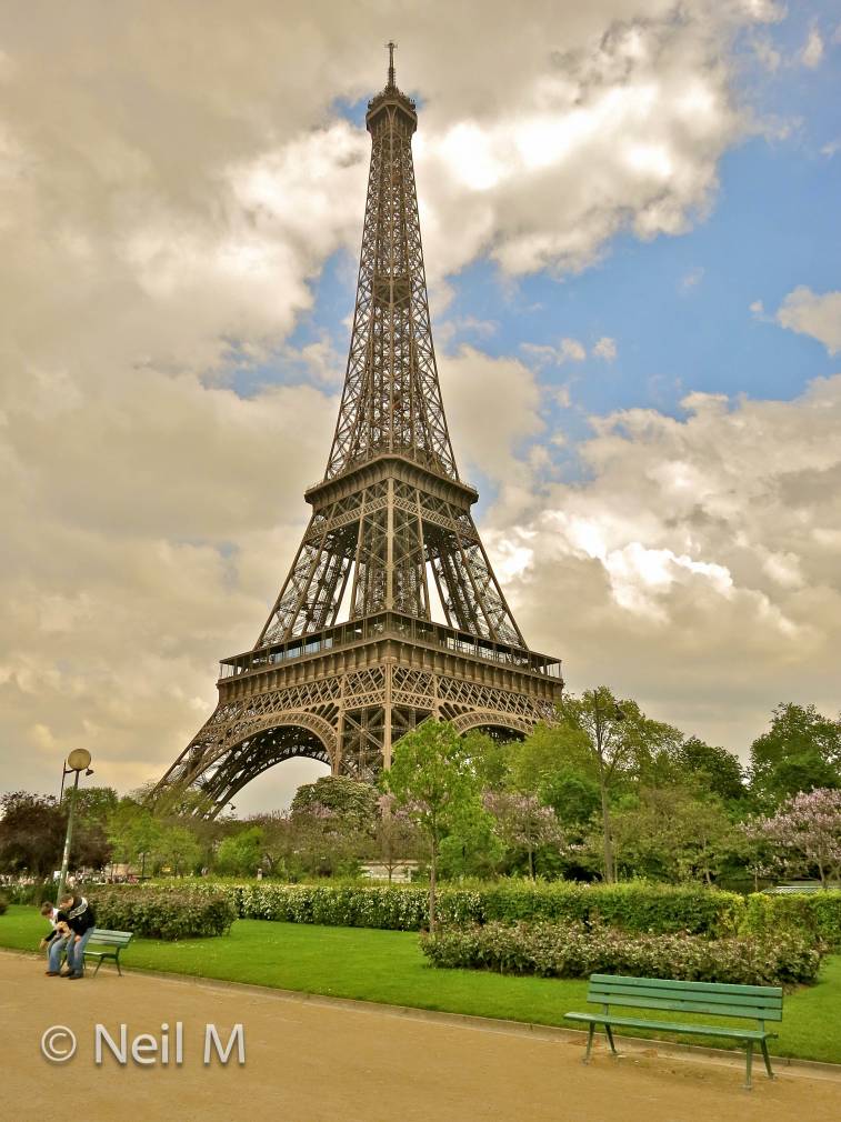 EiffelTower2.jpg