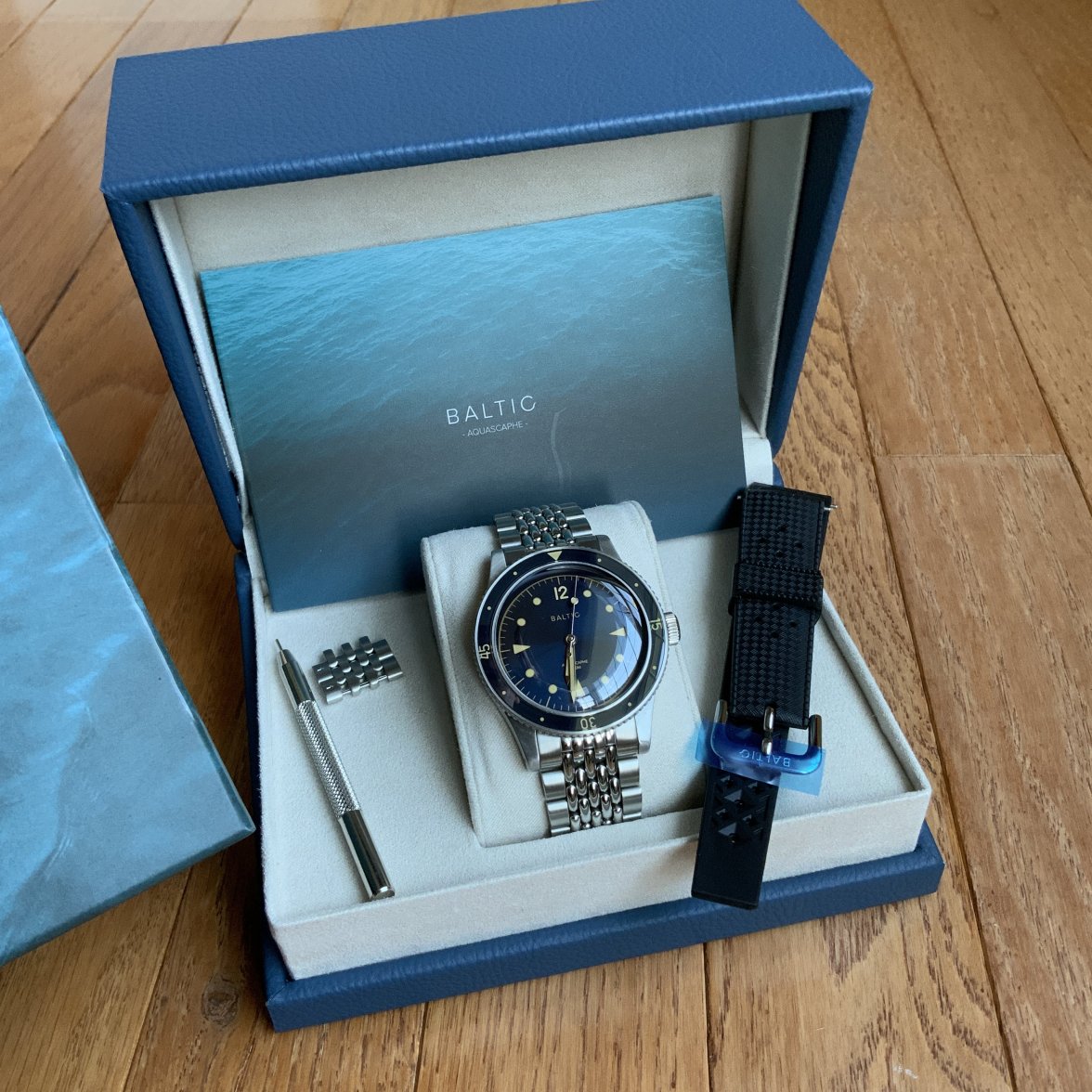 SOLD - Blue Gilt Baltic Aquascaphe with BOR Bracelet & Tropic Strap in ...