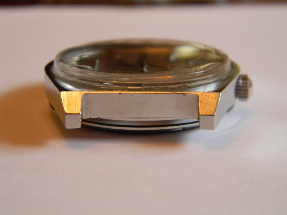 omega_1022 004.JPG omega_1022 004.JPG